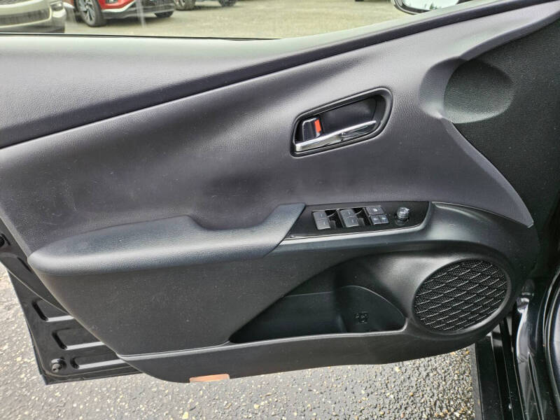 2019 Toyota Prius XLE AWD-e