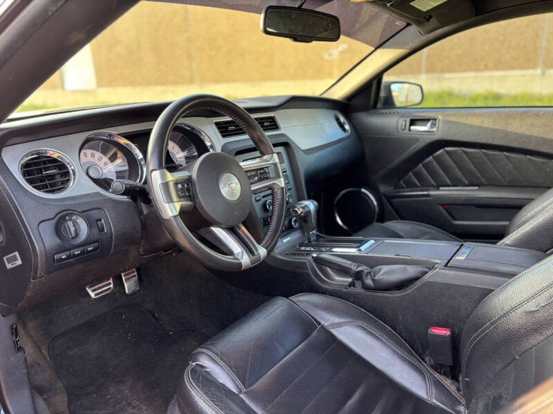 2012 Ford Mustang V6 Premium
