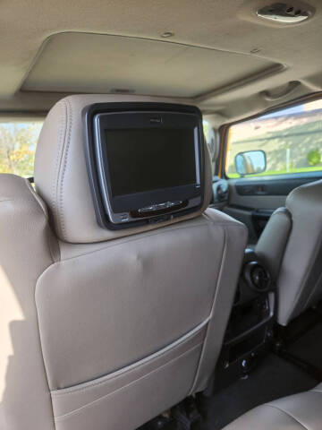 2003 HUMMER H2 Lux Series