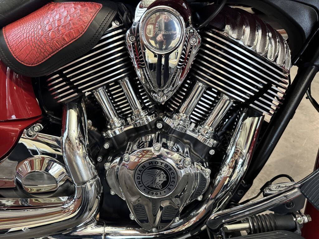 2014 Indian Motorcycle® Chieftain™ Indian Motorc 5