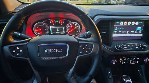 2017 GMC Acadia SLT-1