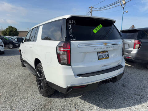 2022 Chevrolet Suburban LT