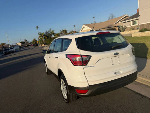 2017 Ford Escape S