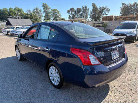 2014 Nissan Versa 1.6 S