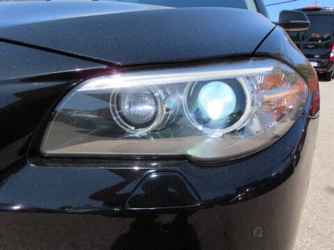 2016 BMW 5 Series 528i