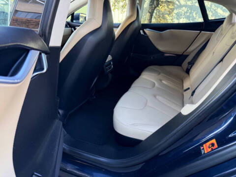 2013 Tesla Model S