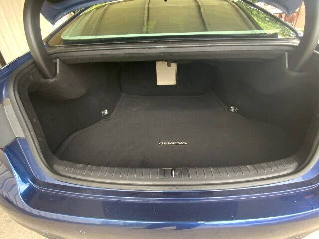 2016 Hyundai Genesis