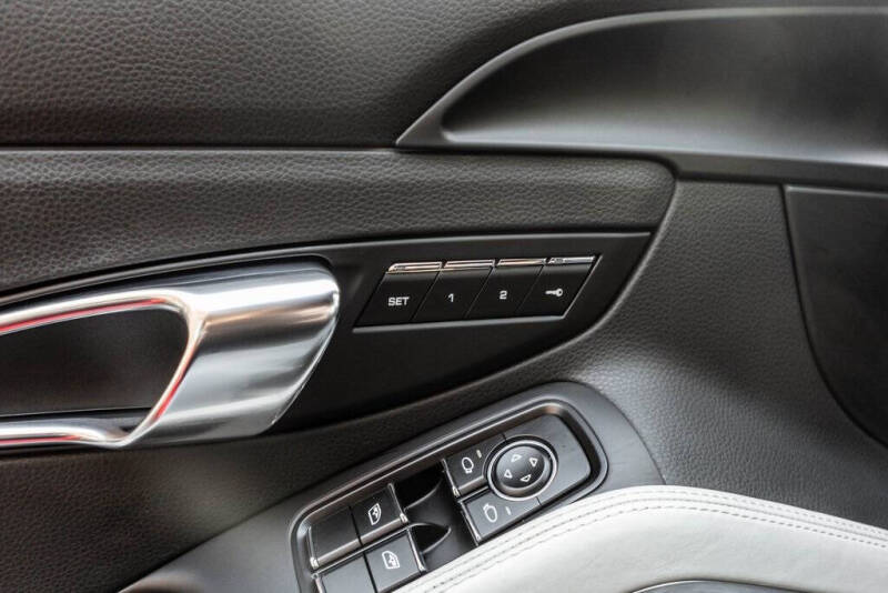 2018 Porsche 718 Cayman