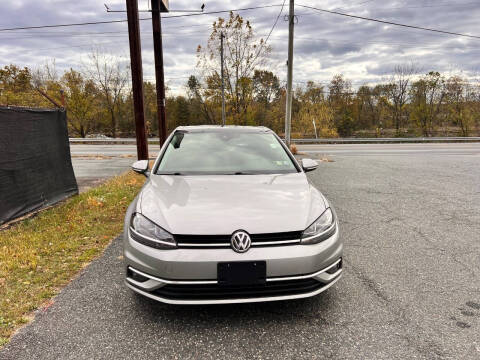 2019 Volkswagen Golf SE