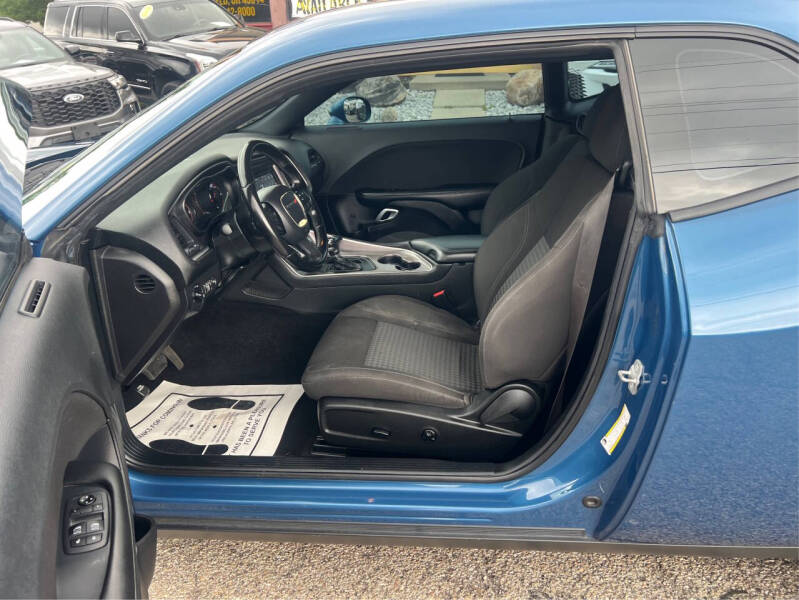 2020 Dodge Challenger SXT
