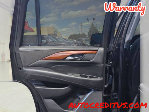2017 Cadillac Escalade Luxury
