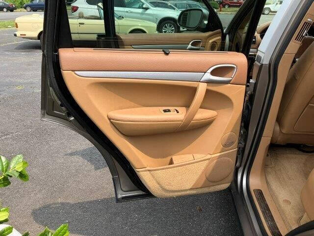 2004 Porsche Cayenne S