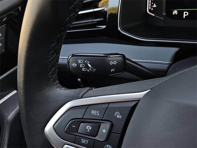 2025 Volkswagen Jetta SEL