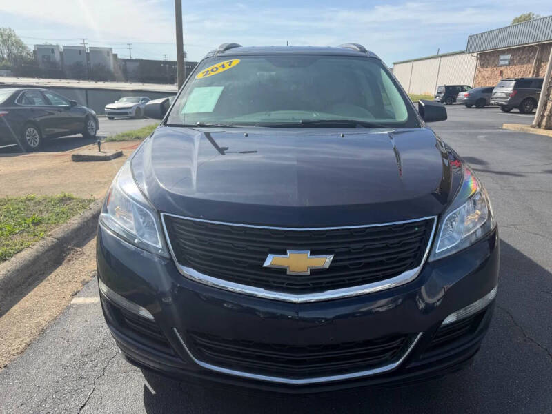 2017 Chevrolet Traverse LS
