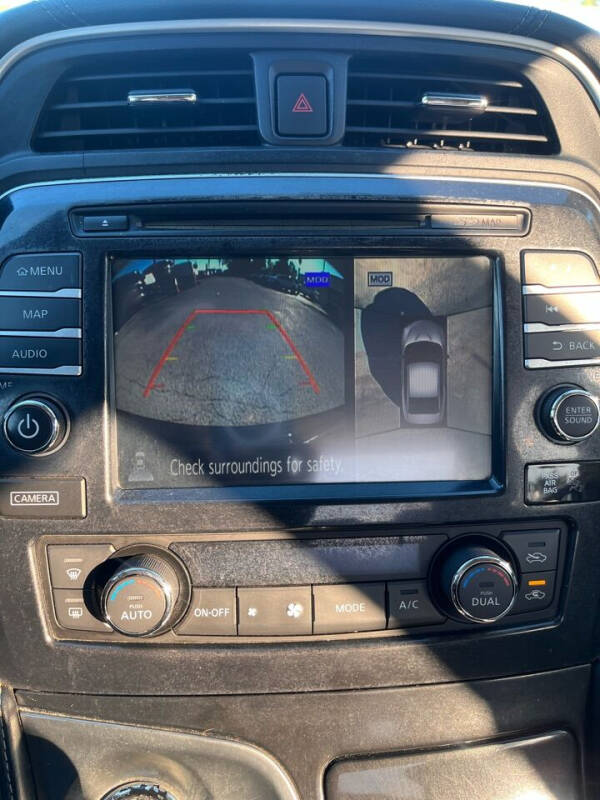 2016 Nissan Maxima Platinum