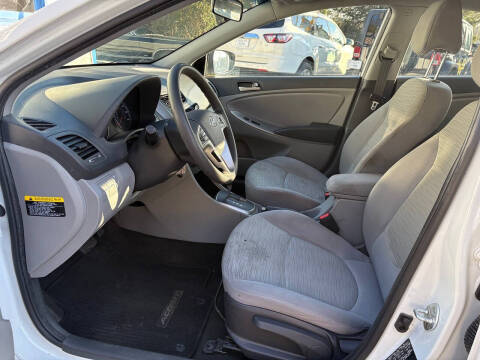 2017 Hyundai Accent Value Edition