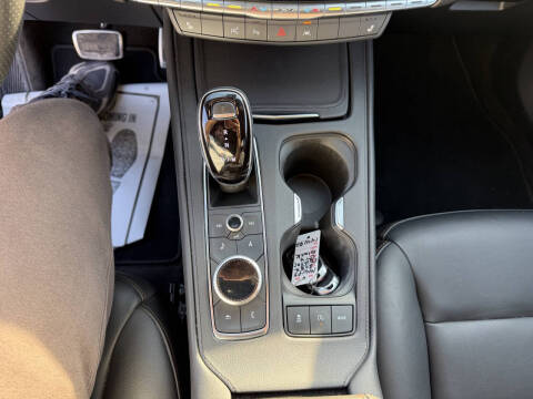 2022 Cadillac XT4 Sport