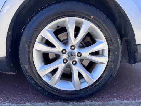 2011 Ford Taurus SEL