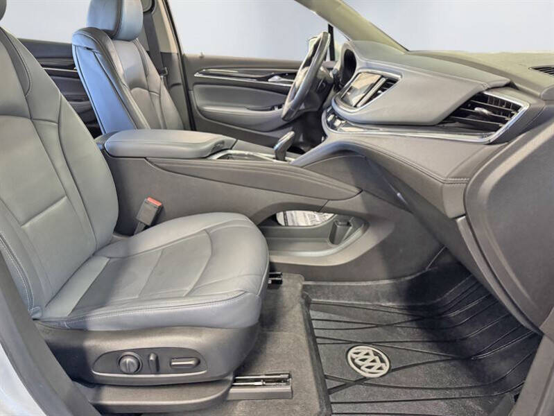 2021 Buick Enclave Essence