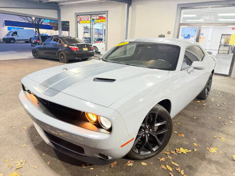 2020 Dodge Challenger SXT