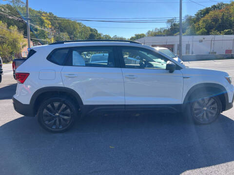 2024 Volkswagen Taos S