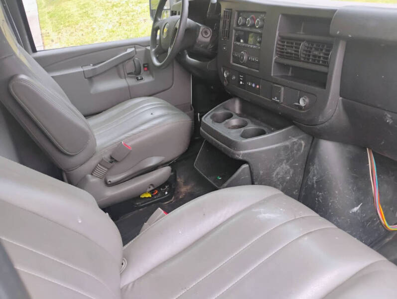2019 Chevrolet Express 2500