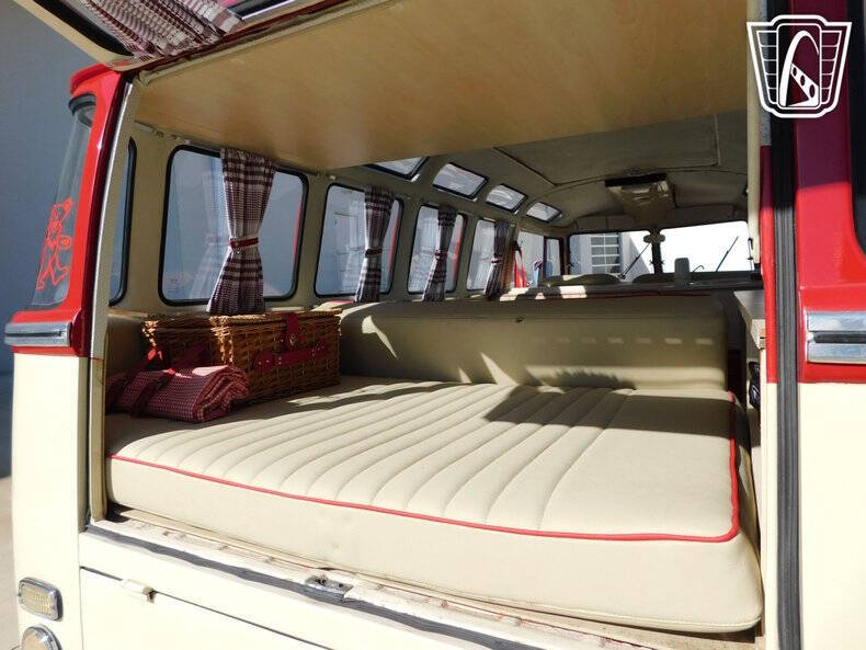 1975 Volkswagen Type 2