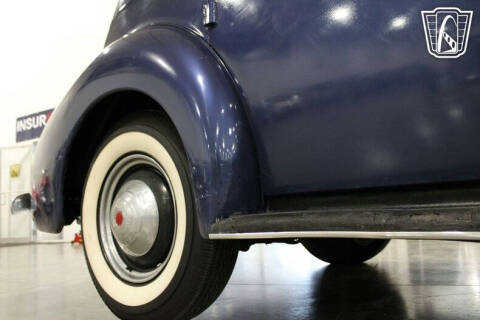 1939 Packard Six