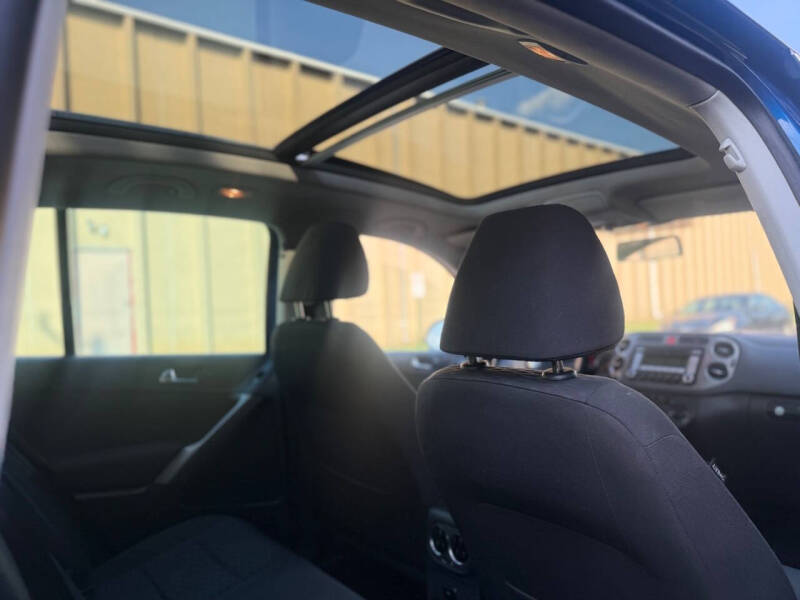 2009 Volkswagen Tiguan SE 4Motion