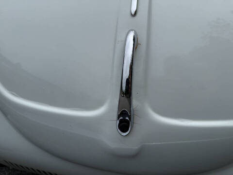 1977 Volkswagen Super Beetle