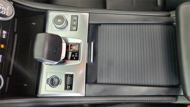 2022 Jaguar F-PACE SVR