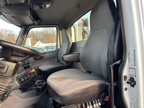 2021 International RH613