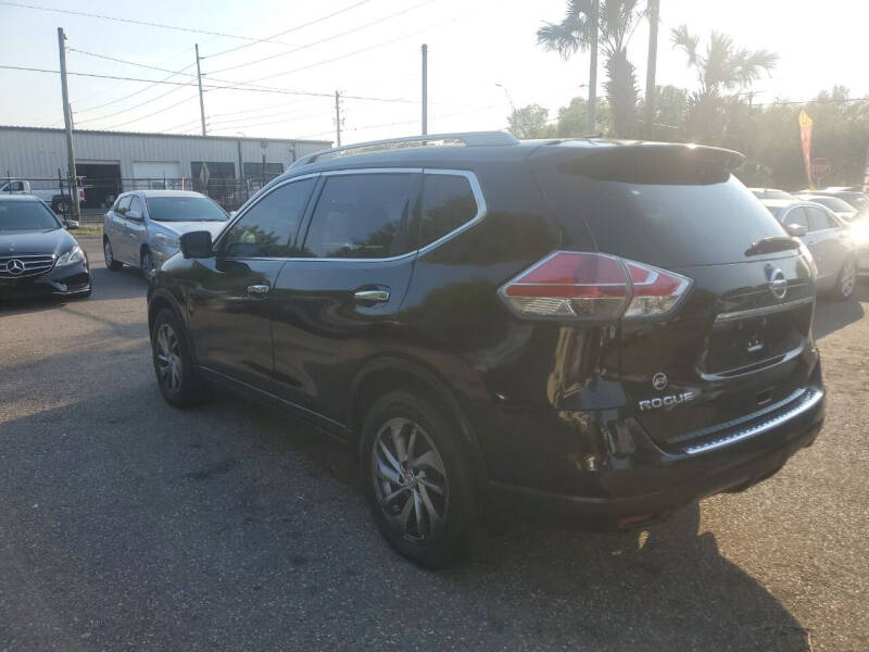 2015 Nissan Rogue SV