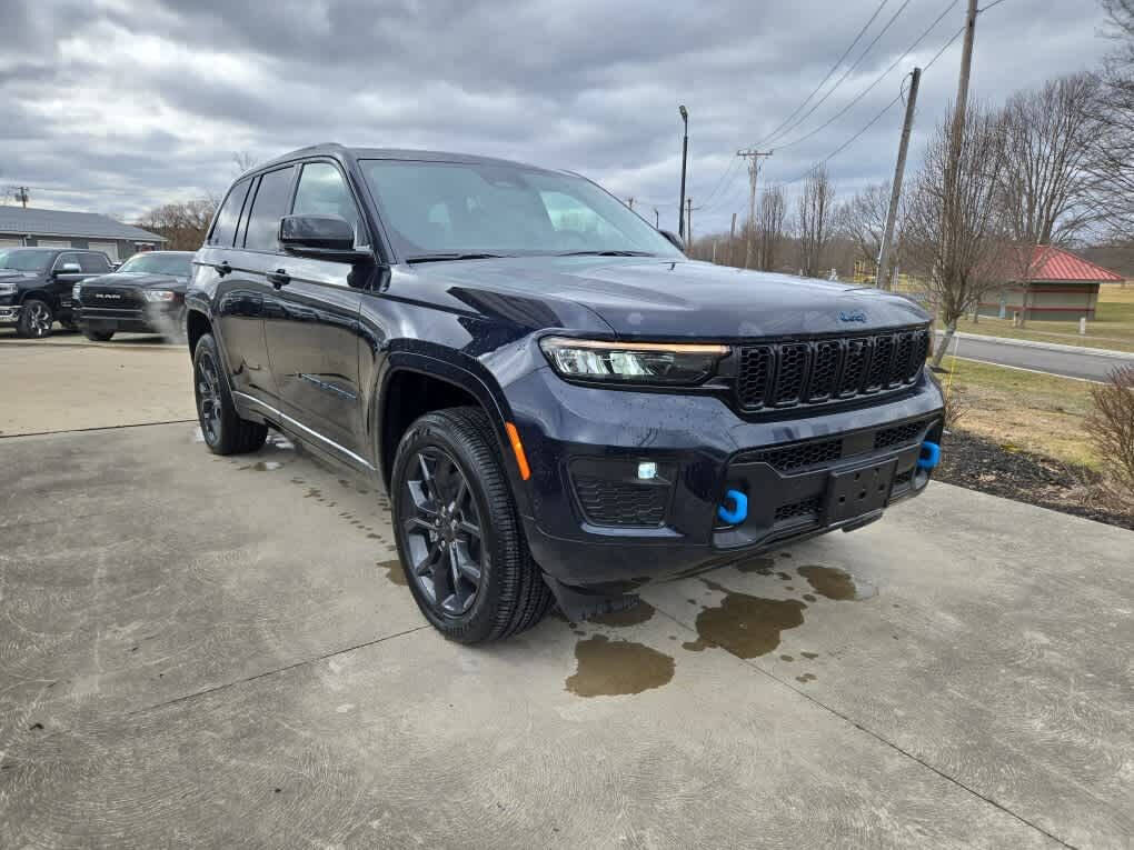 2023 Jeep Grand Cherokee for sale at Dave Warren Used Car Super Center in Westfield, NY