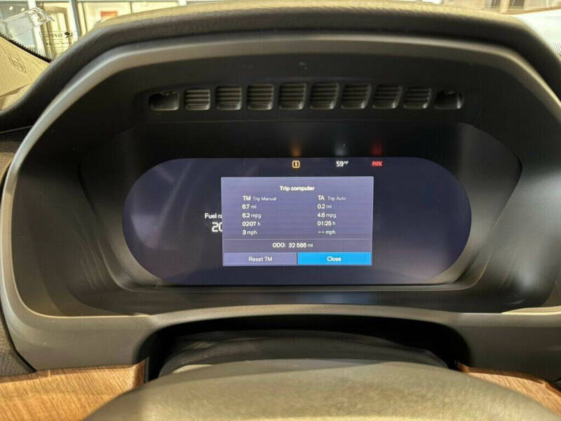 2023 Volvo XC90 B6 Plus Bright Theme 6P