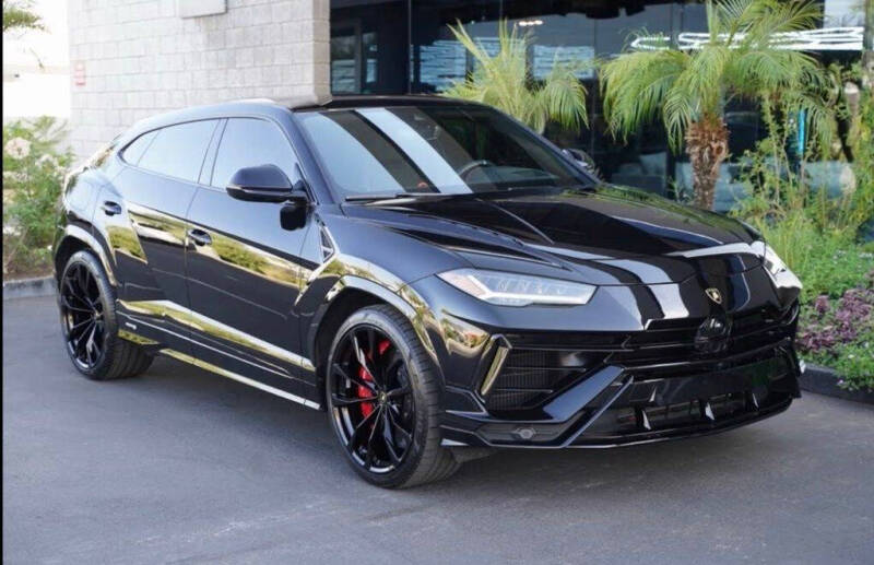 2024 Lamborghini Urus S