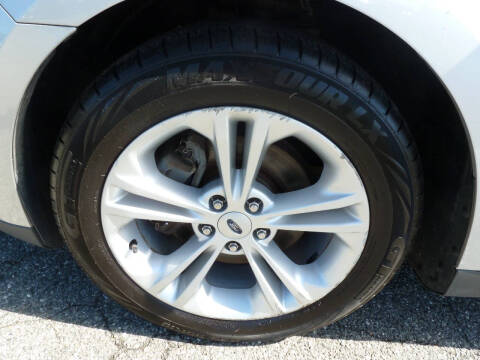 2017 Ford Taurus SEL