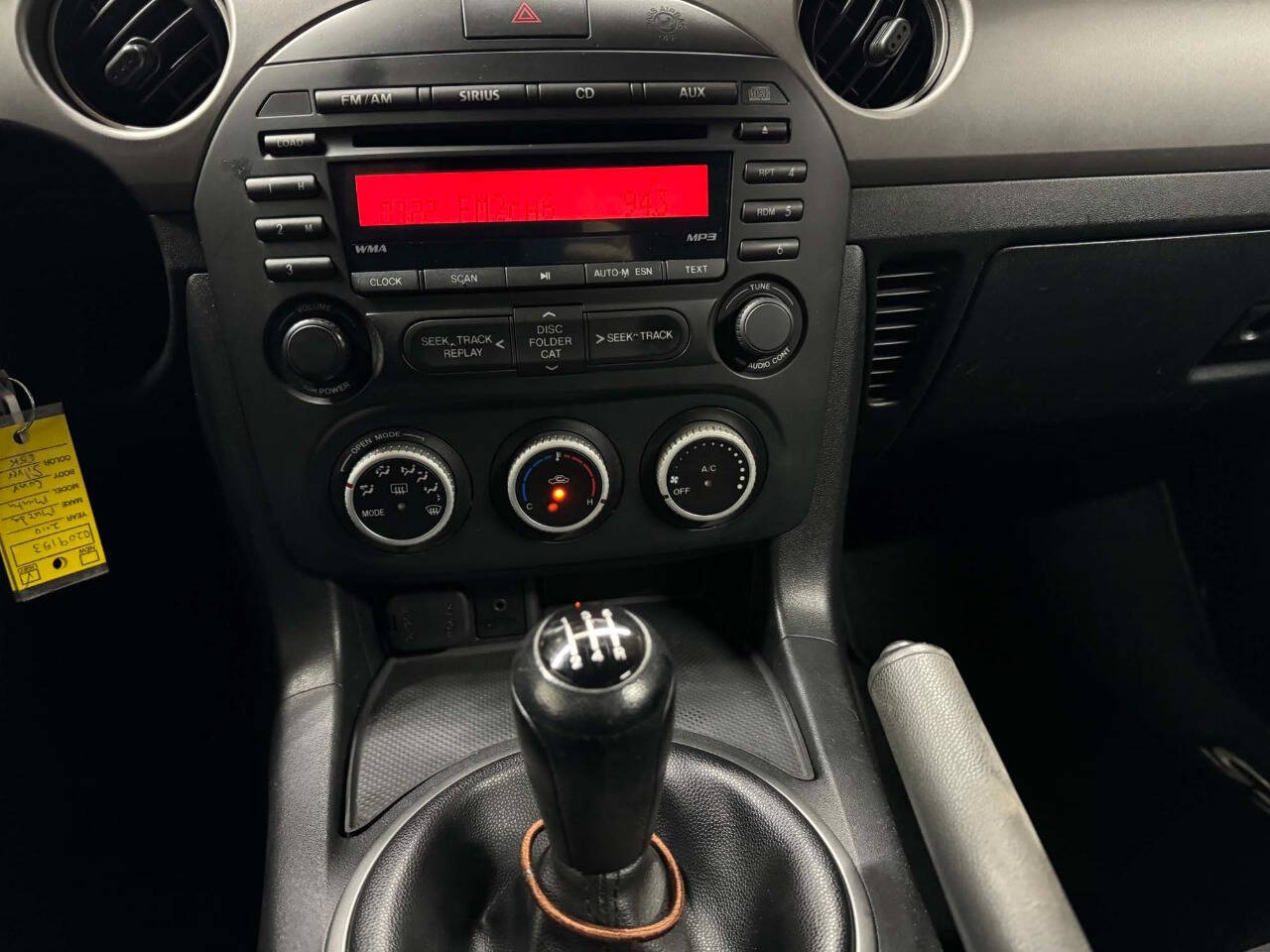 2010 Mazda MX-5 Miata 4