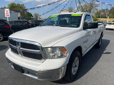 2016 RAM 1500 SLT