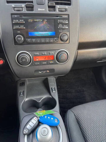 2014 Nissan LEAF S