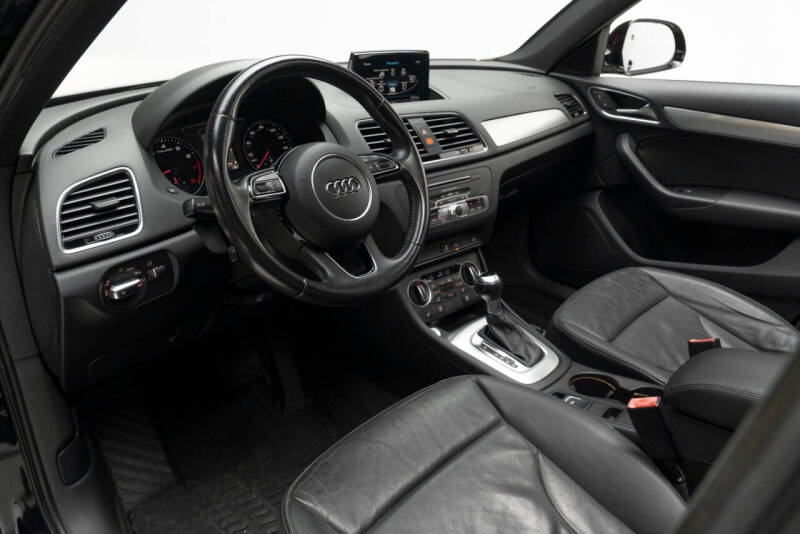 2016 Audi Q3 2.0T Premium Plus