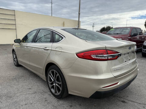 2019 Ford Fusion SEL