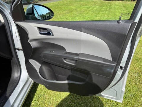 2014 Chevrolet Sonic LT Auto