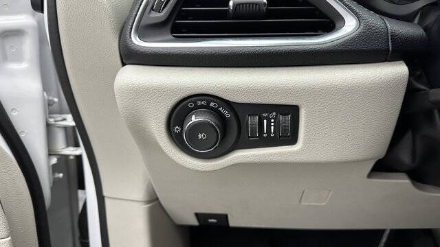 2020 Chrysler Pacifica Limited