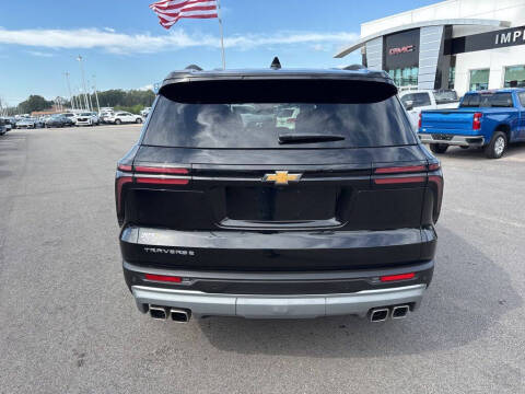 2025 Chevrolet Traverse LT