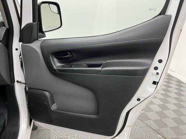 2020 Nissan NV200 S