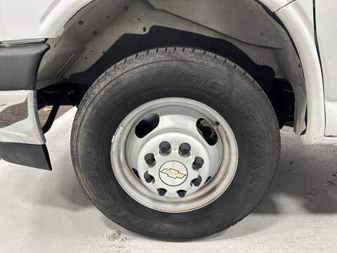 2022 Chevrolet Express 3500