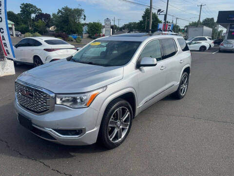 2017 GMC Acadia Denali