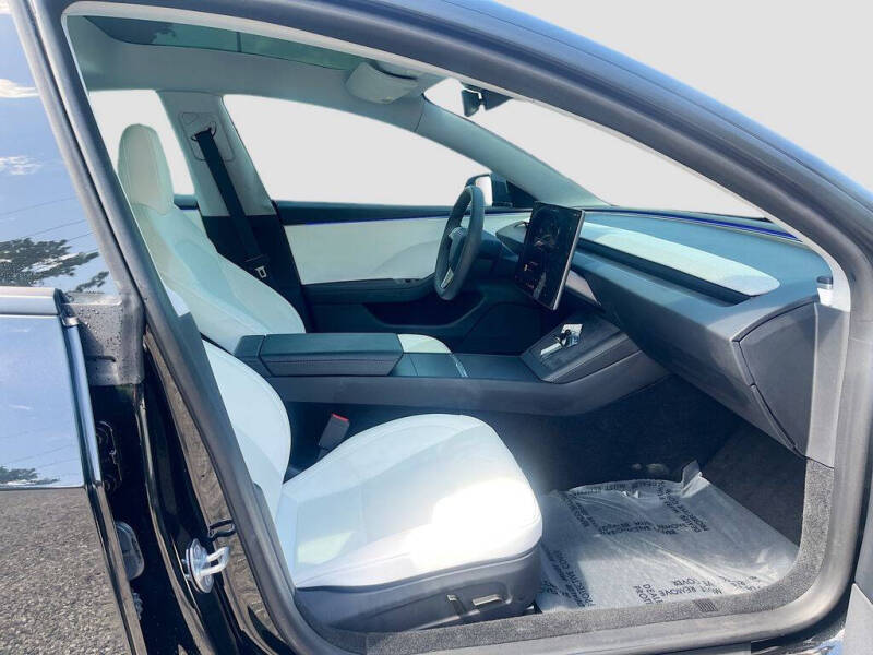2025 Tesla Model 3 Long Range