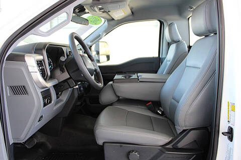 2025 Ford F-350 Super Duty XL